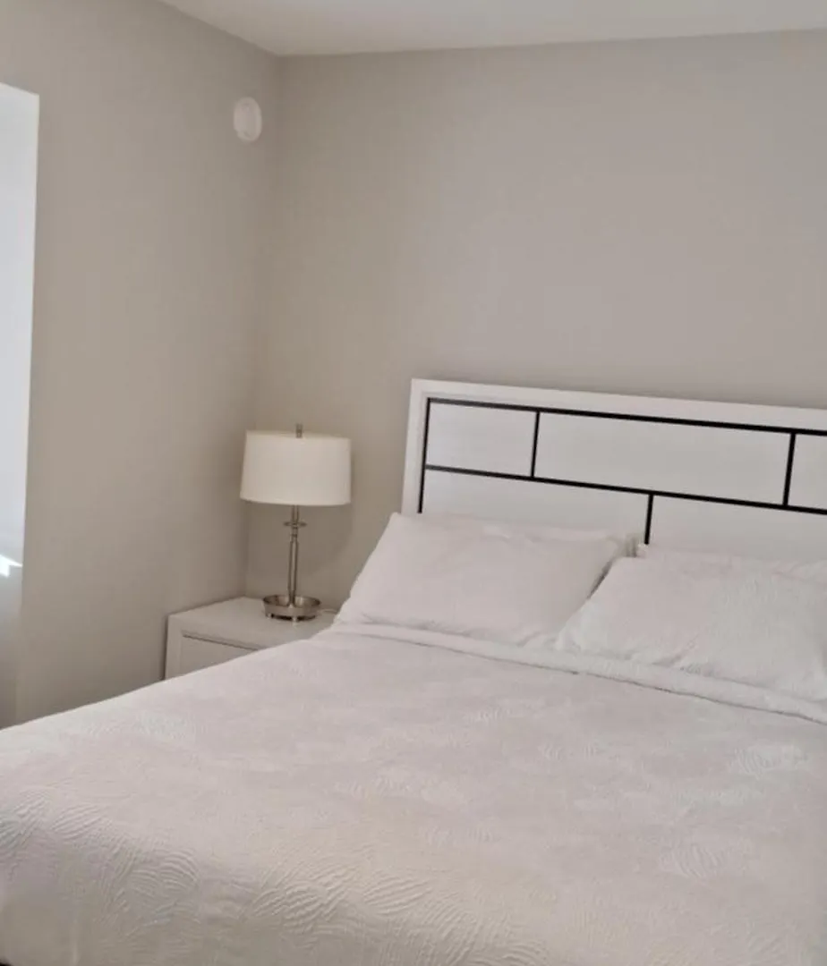 Apartment Happy Zone Suite - Sleeps 4, Free Treats ! Langford