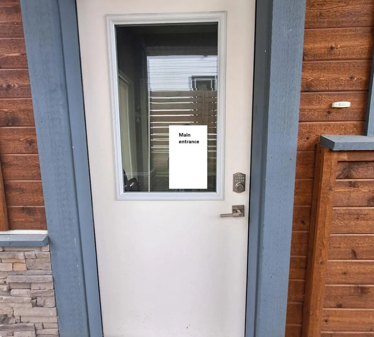 Happy Zone Suite - Sleeps 4, Free Treats ! Langford Apartment
