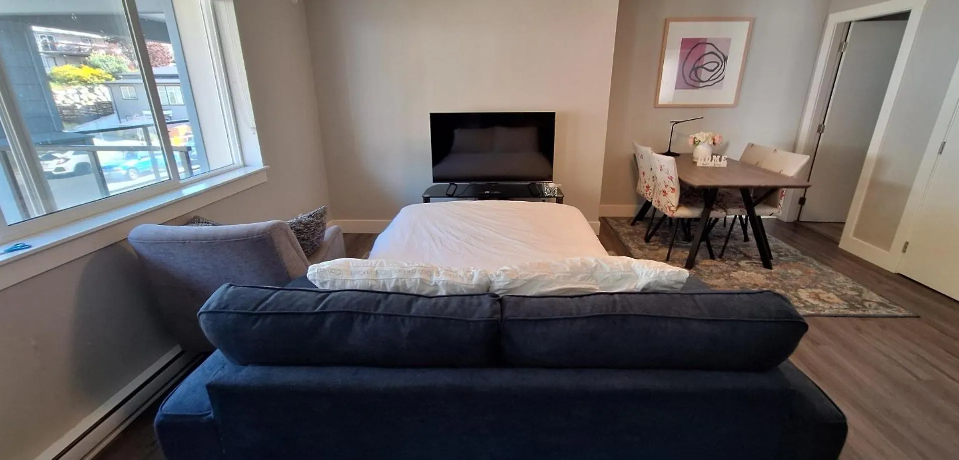 Happy Zone Suite - Sleeps 4, Free Treats ! Langford Apartment